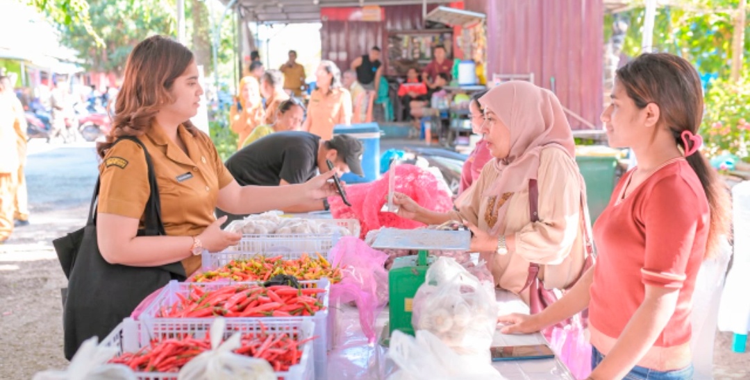 Perkuat Komitmen Stabilisasi Harga, TPID Kota Kupang bersama BI NTT hadirkan Operasi Pasar